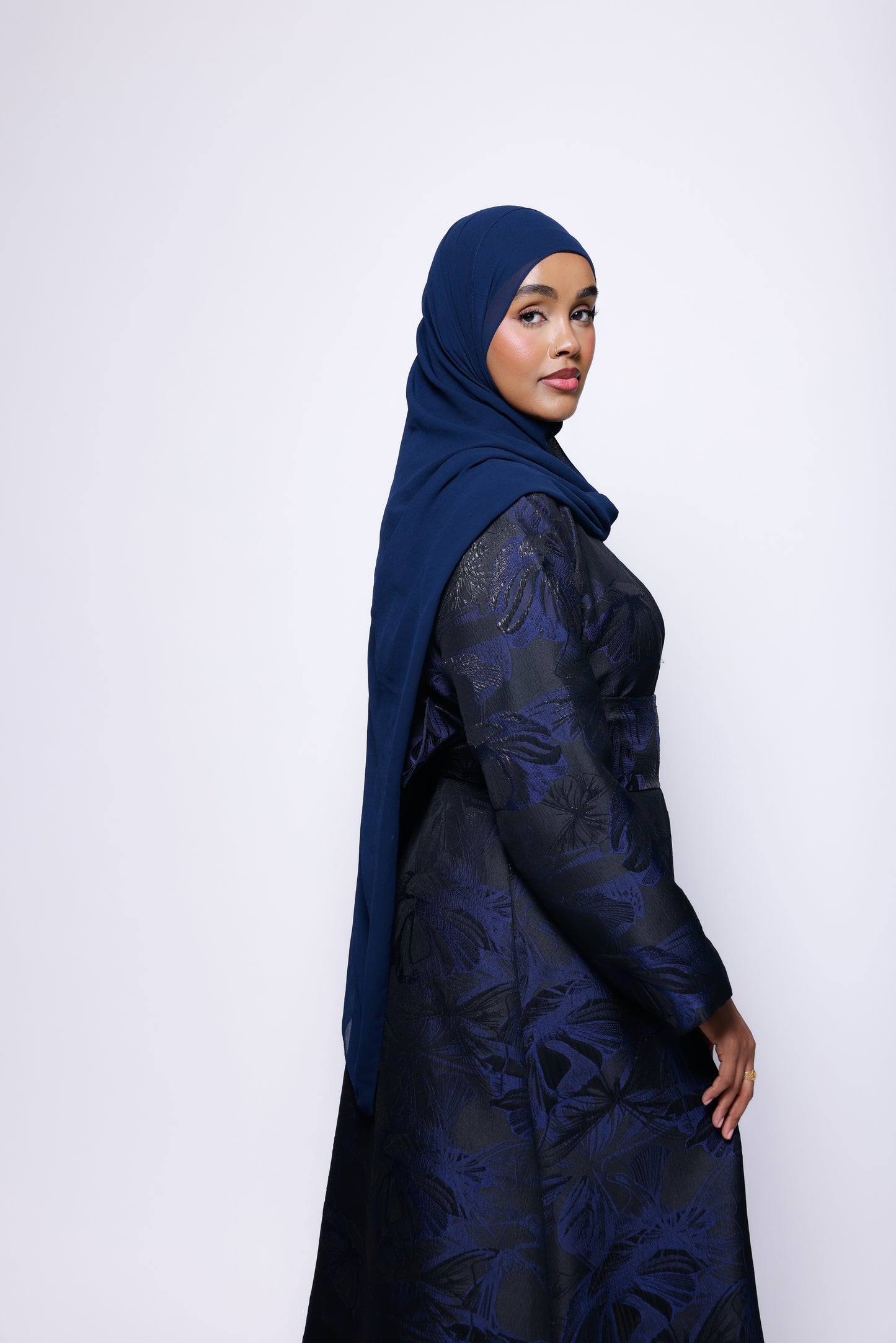 Night Iris Abaya With Belt
