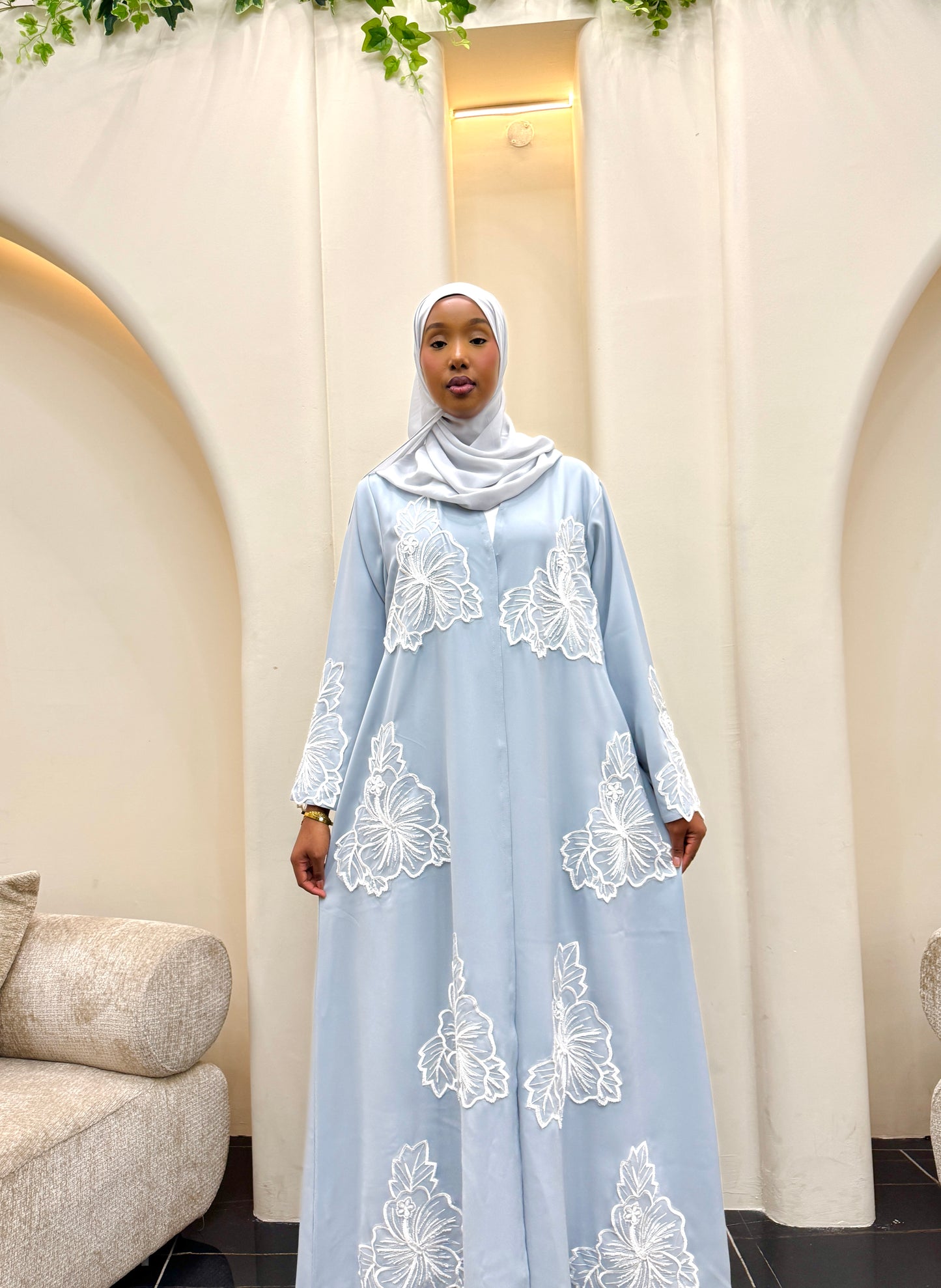 Suho Blue Flowery Lace Abaya
