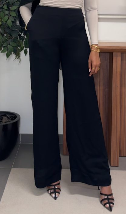 Anum Wide Legged Trousers