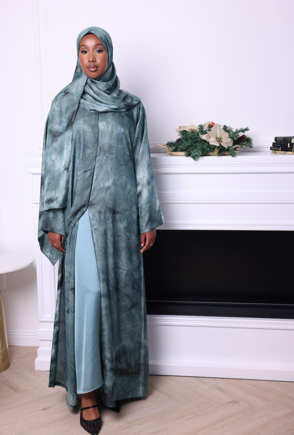 Toph Pattern Abaya